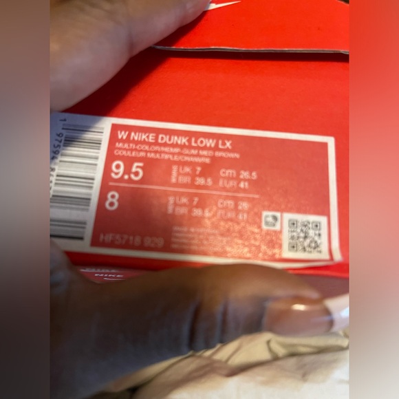 Brown LTE Jordan  Dunks - Picture 4 of 4